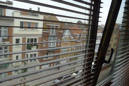 B&B La Chambre De Plume Schaerbeek Eksteriør bilde